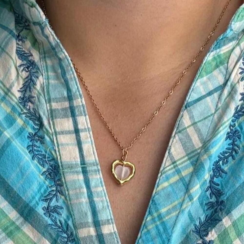 Gold heart necklace with white